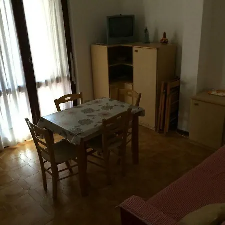 Visibelli مارتْشانا مارينا