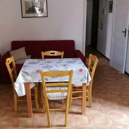 Visibelli * مارتْشانا مارينا